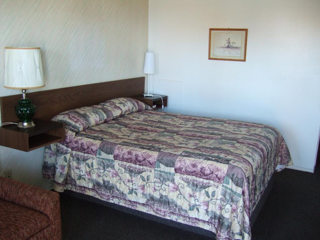 Wild Rose Inn Vegreville Zimmer foto